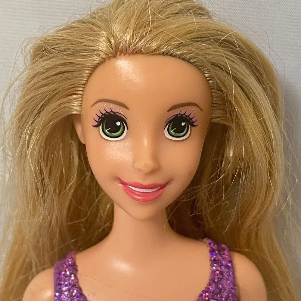 Mattel 2012 doll